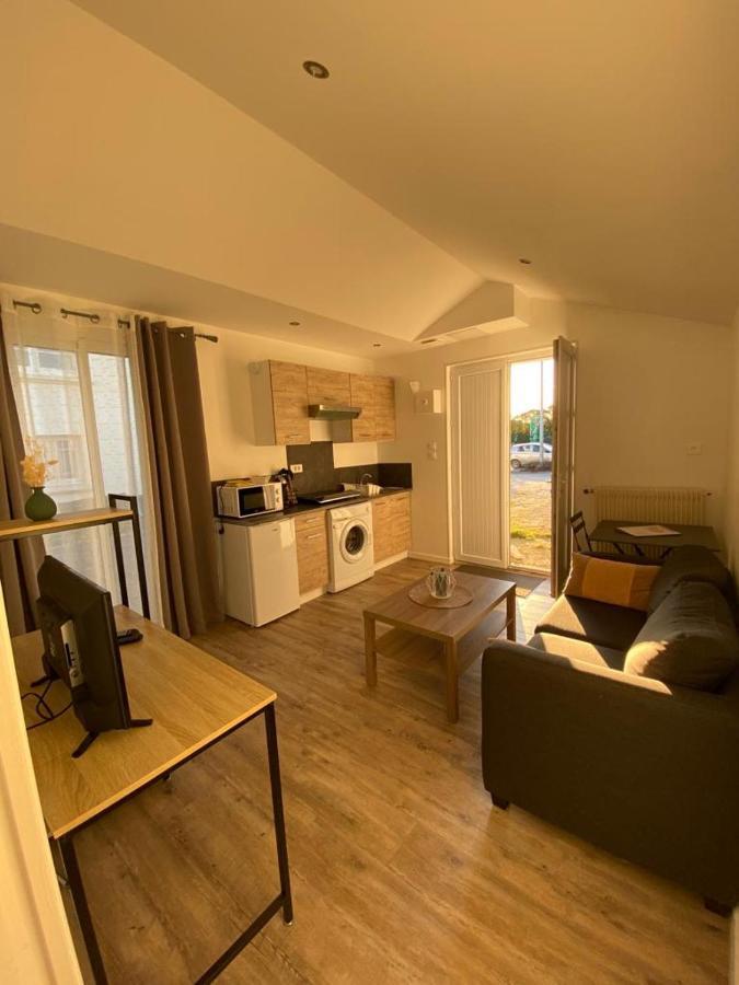 Petit T2 Proche Centre Ville La Roche-sur-Yon Extérieur photo