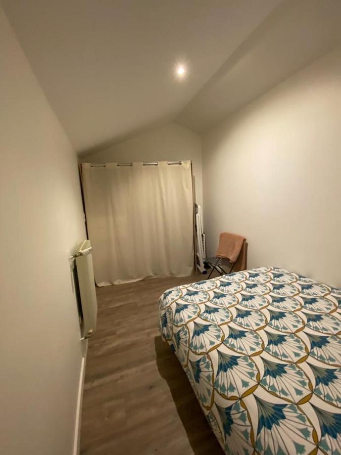 Petit T2 Proche Centre Ville La Roche-sur-Yon Extérieur photo